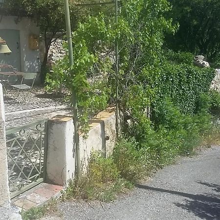 Appartement Dans Hameau Provencal Allauch Bagian luar foto
