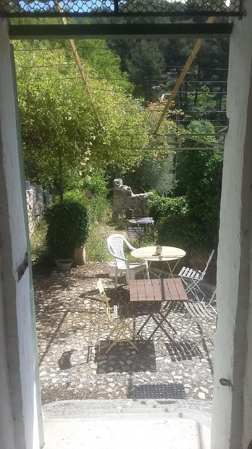 Appartement Dans Hameau Provencal Allauch Bagian luar foto